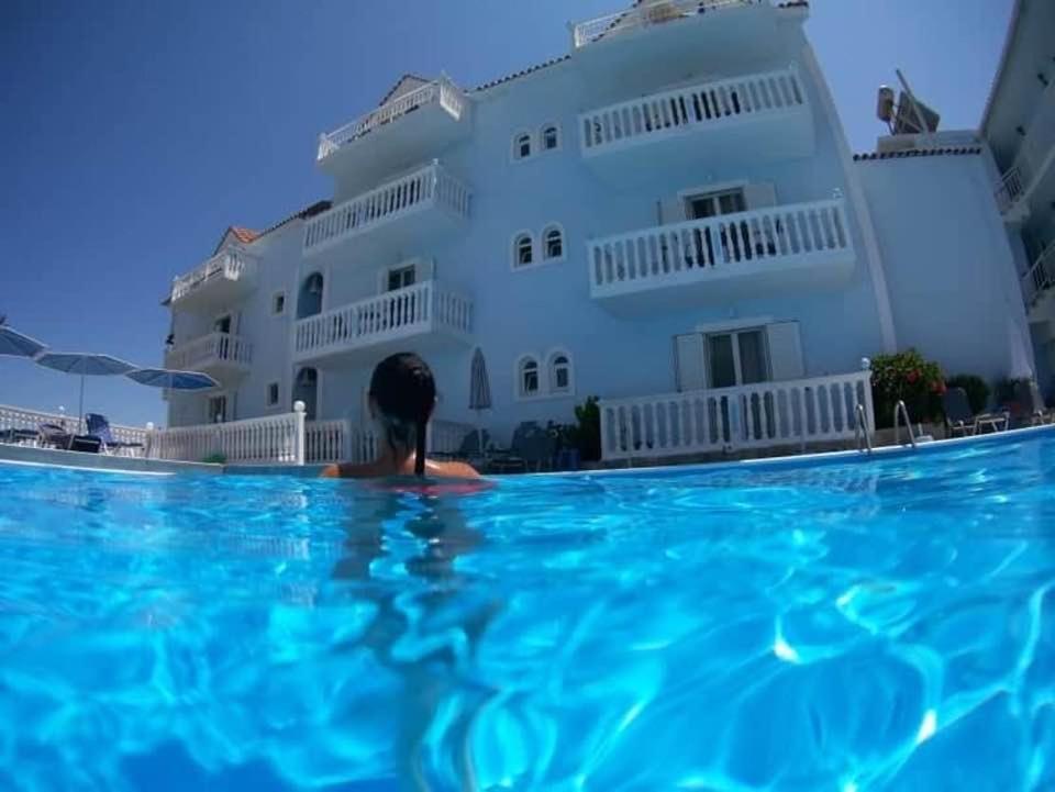 Clear Horizon Aparthotel Amoudi Luaran gambar