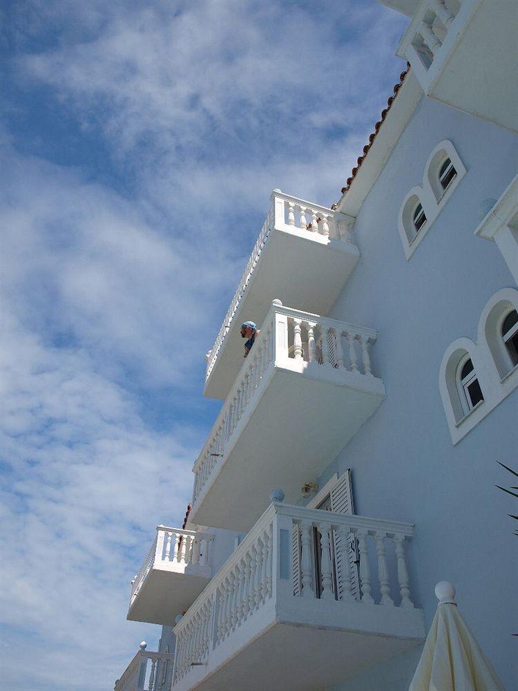 Clear Horizon Aparthotel Amoudi Luaran gambar