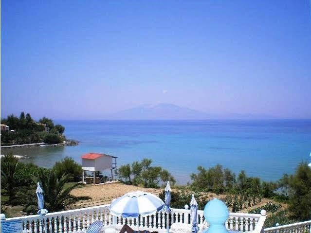 Clear Horizon Aparthotel Amoudi Luaran gambar